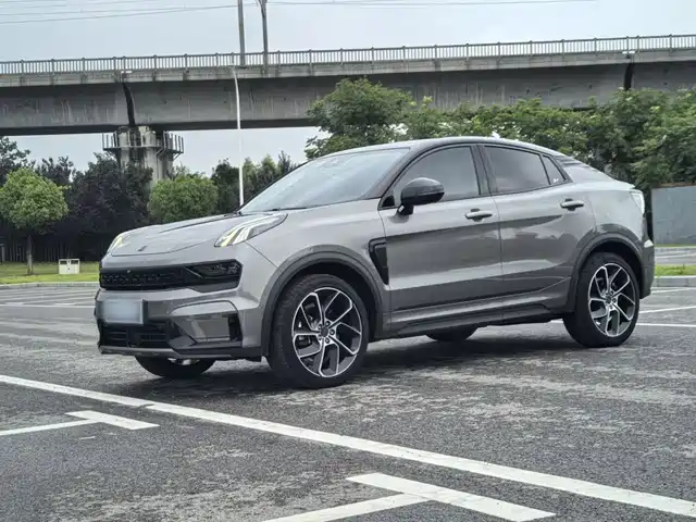 2021 Lynk & Co 05