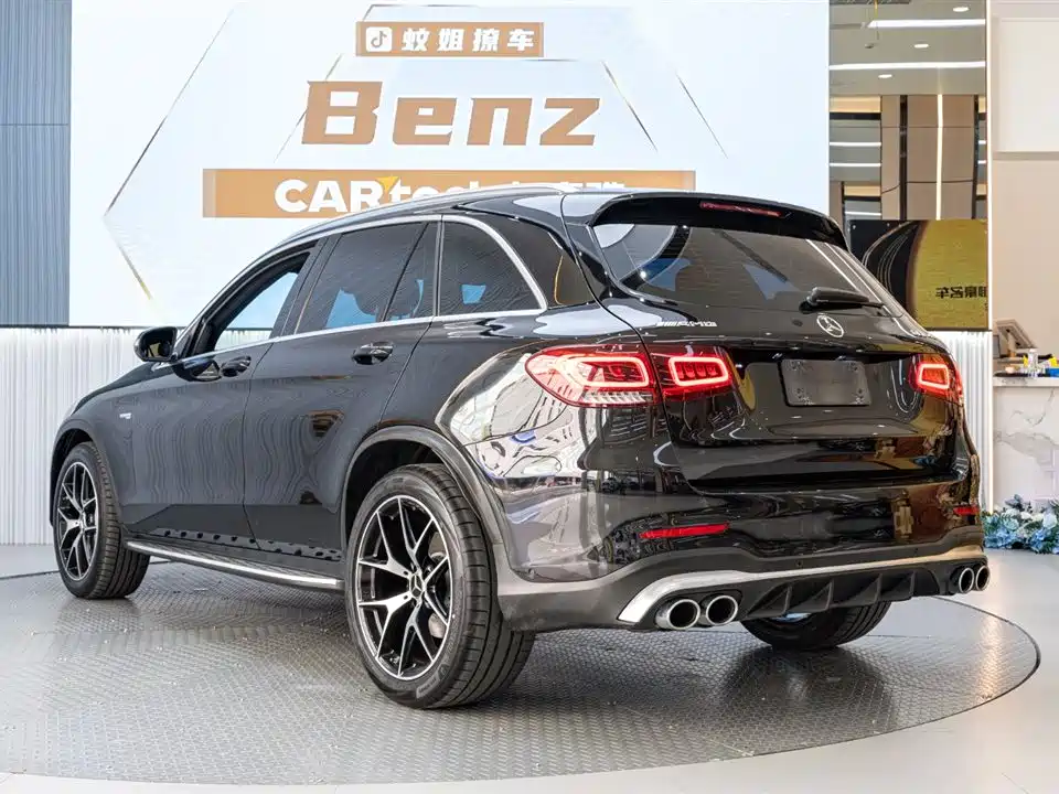 MERCEDES-BENZ GLC AMG