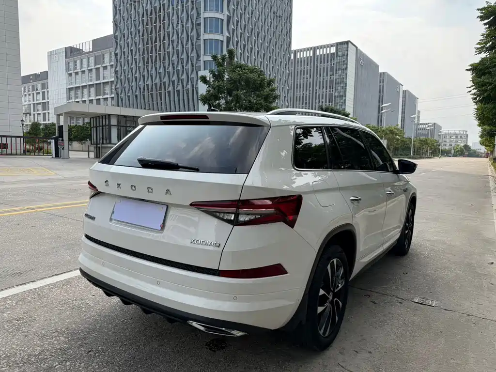 Skoda Kodiaq — миниатюра 9