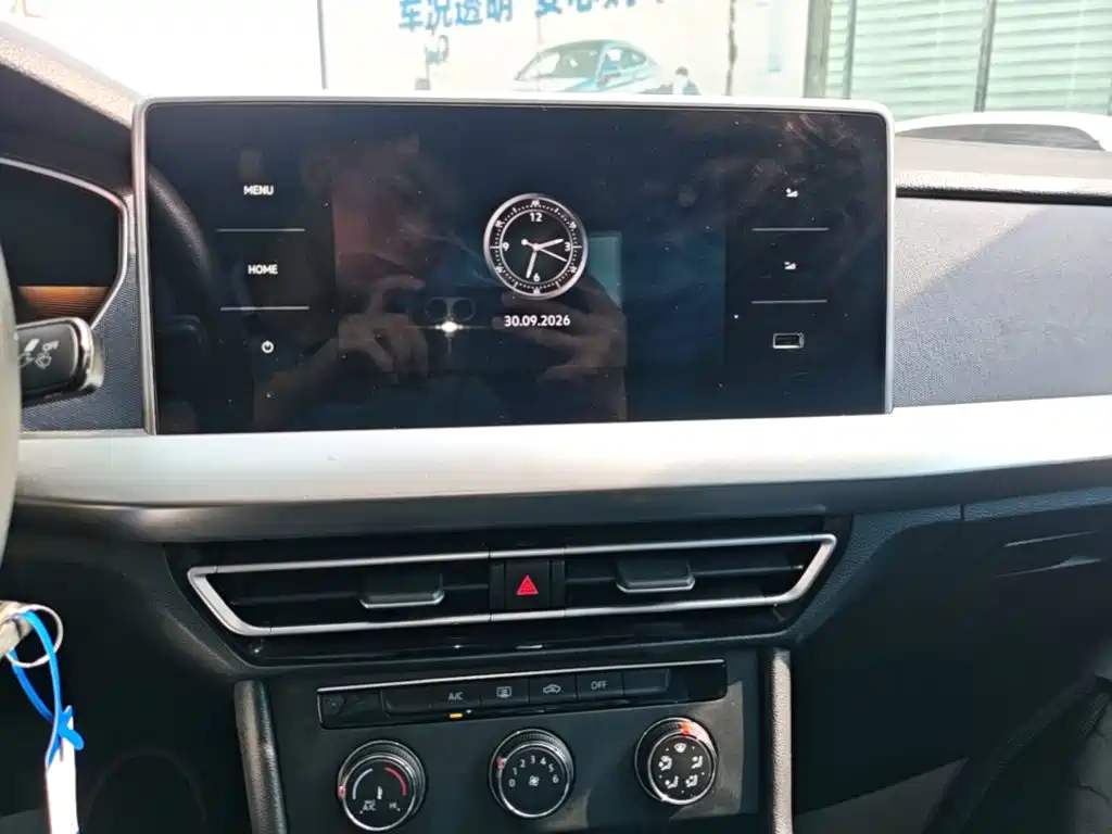 Volkswagen Lavida — миниатюра 13