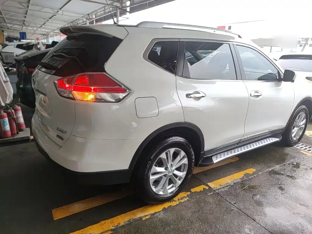 Nissan X-Trail — миниатюра 7