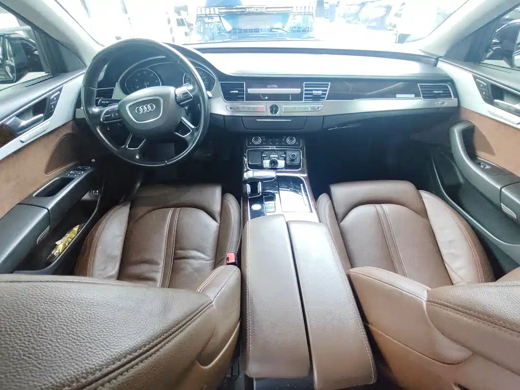 Audi A8 — миниатюра 14