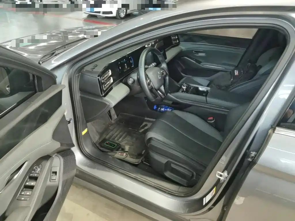 BYD Qin L — миниатюра 16