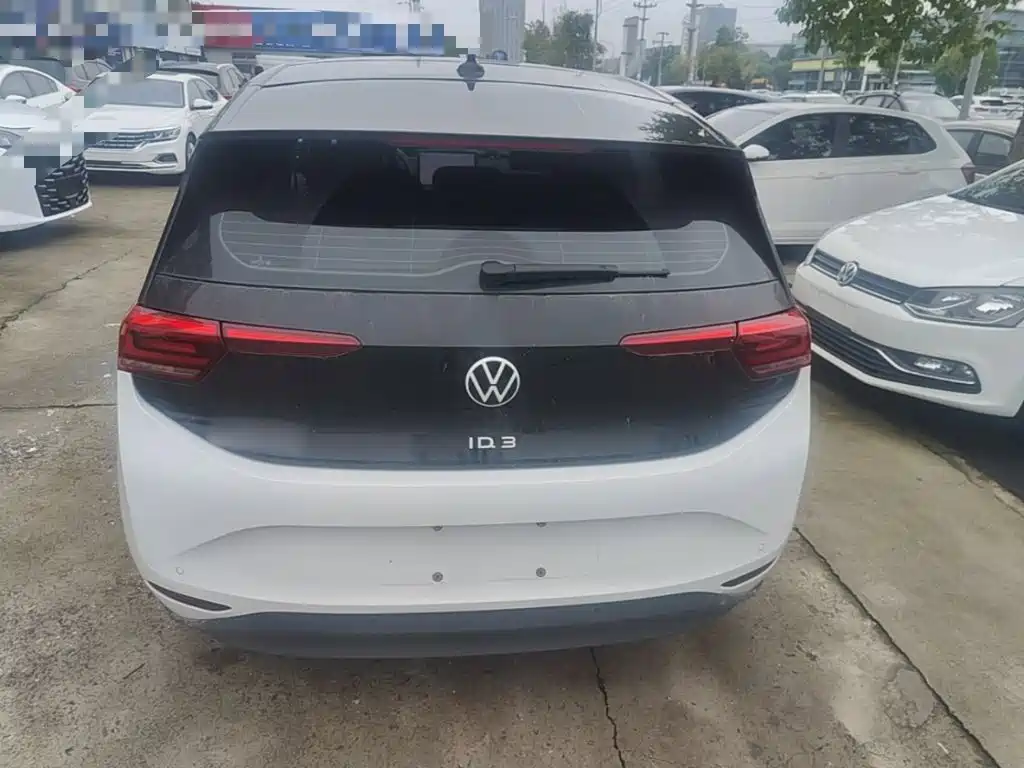 Volkswagen ID.3 — миниатюра 6