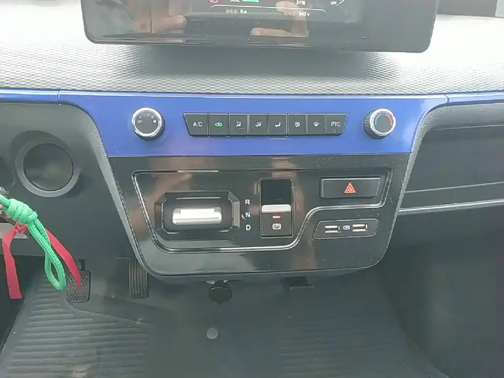 Dongfeng EM27 — миниатюра 13