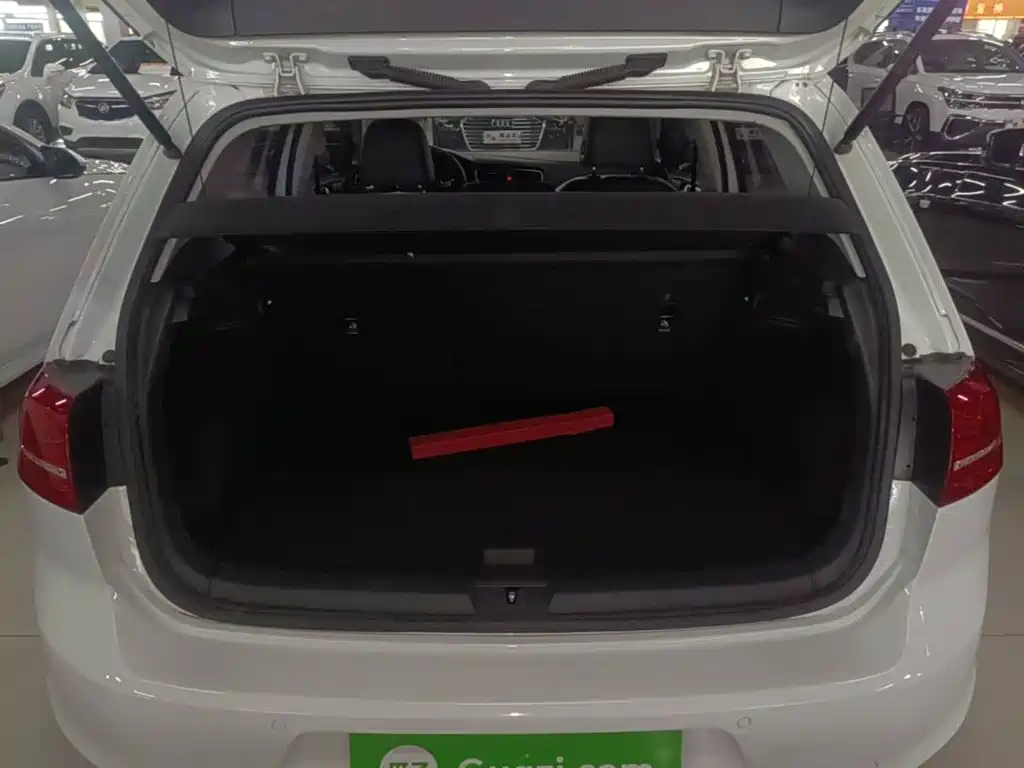 Volkswagen Golf — миниатюра 19