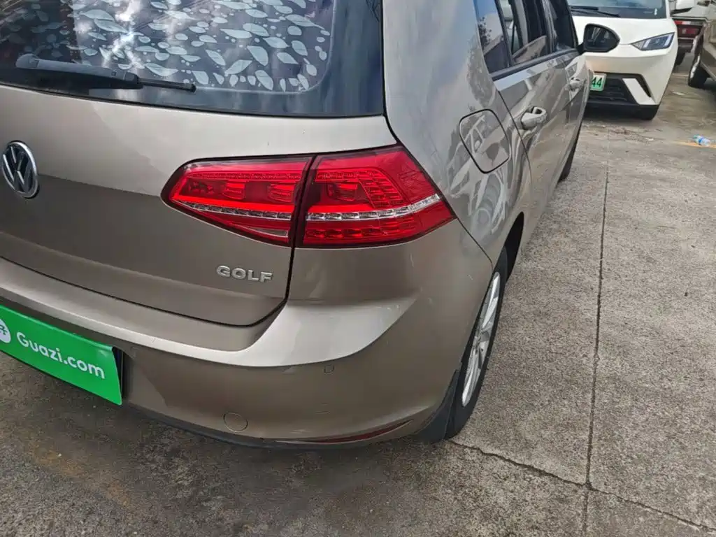 Volkswagen Golf — миниатюра 8