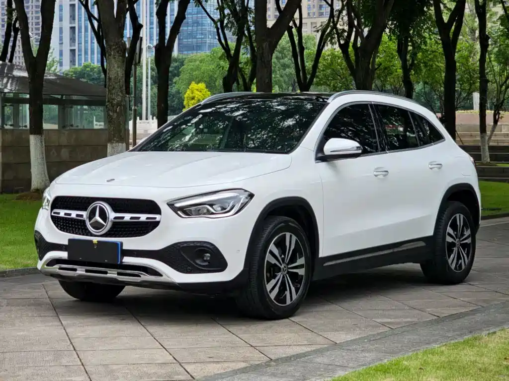 Mercedes-Benz GLA 2020