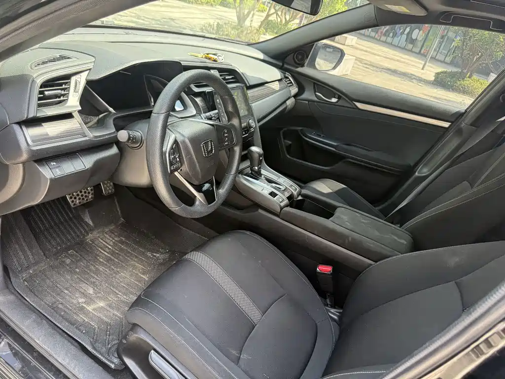 Honda Civic — миниатюра 4