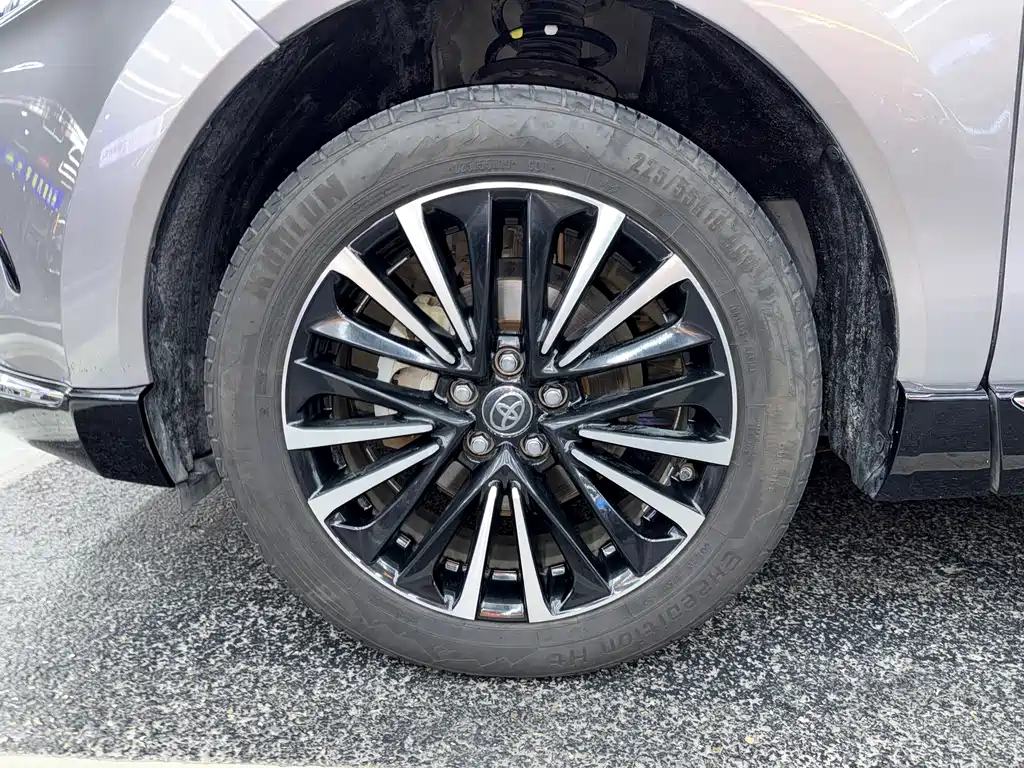 Toyota Venza — миниатюра 20