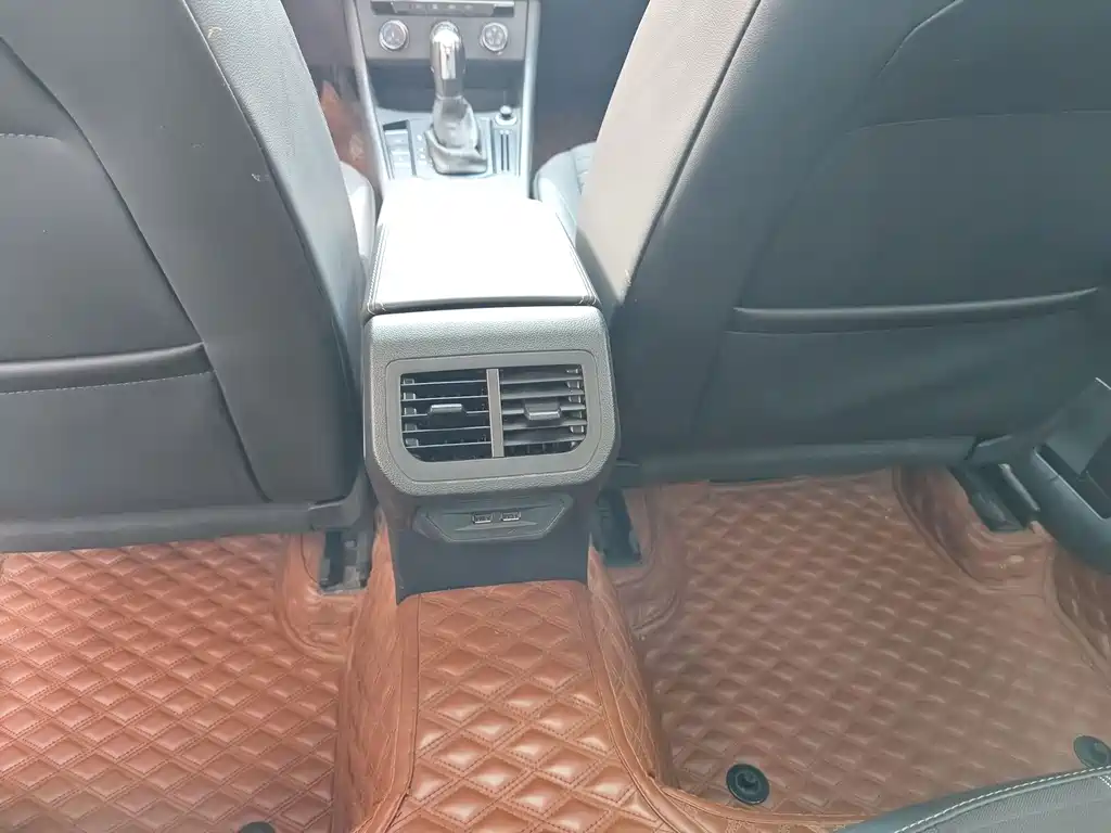Volkswagen Lavida — миниатюра 11