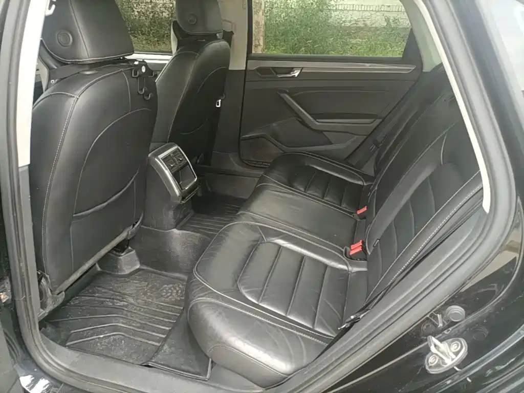 Volkswagen Passat — миниатюра 17