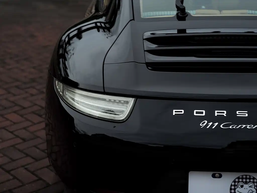 Porsche 911 2012 Carrera S 3.8L