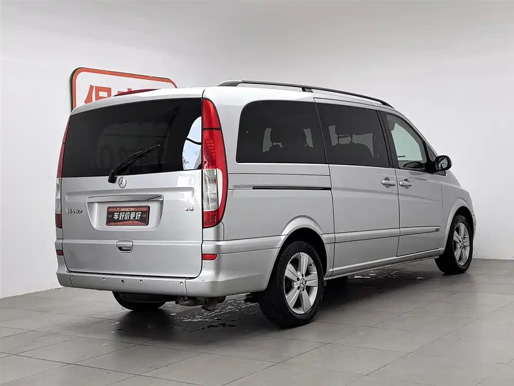 Mercedes-Benz Viano 2010 2.5L Luxury