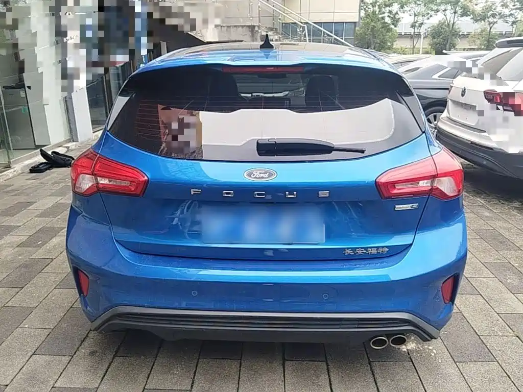Ford Focus — миниатюра 6