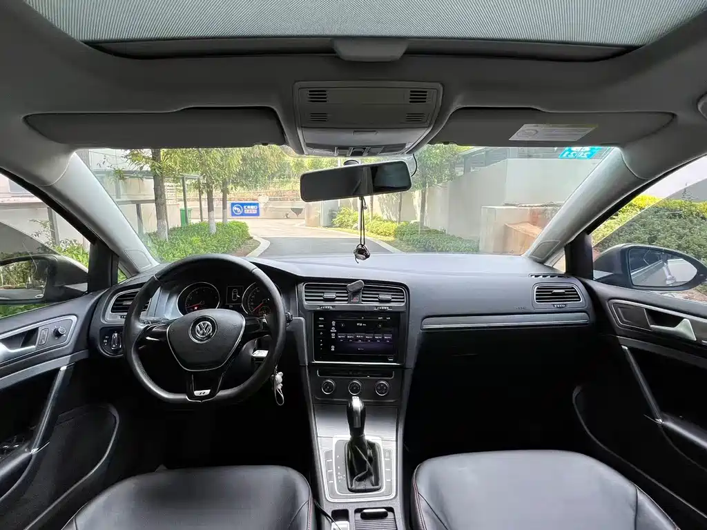 Volkswagen Golf — миниатюра 5