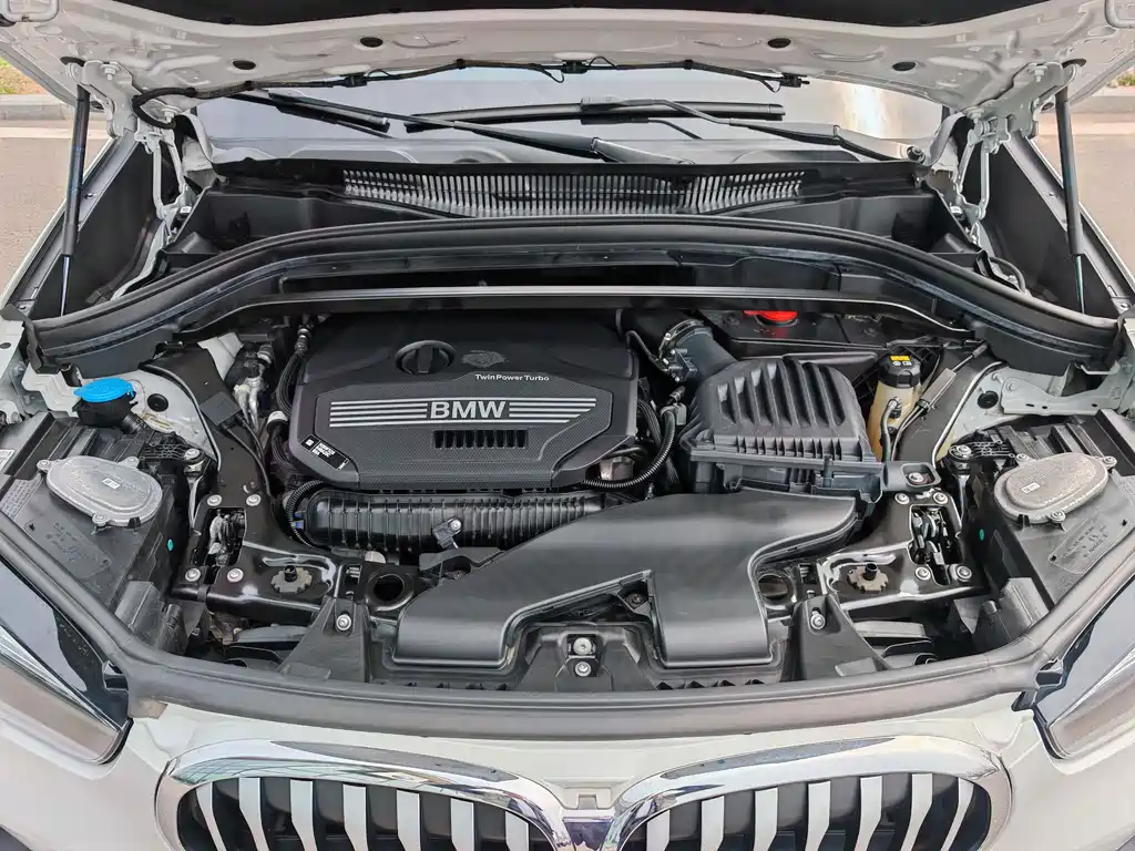 BMW X1 2022 sDrive25Li Lead