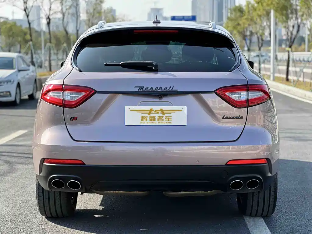 MASERATI LEVANTE