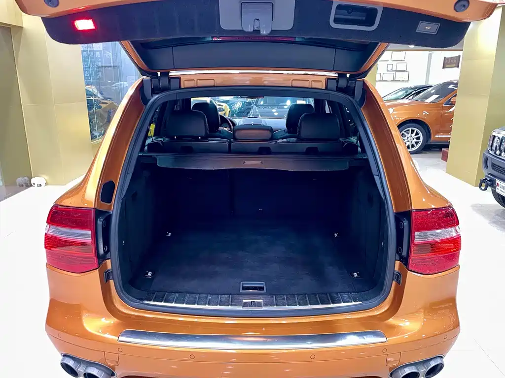 Porsche Cayenne — миниатюра 20