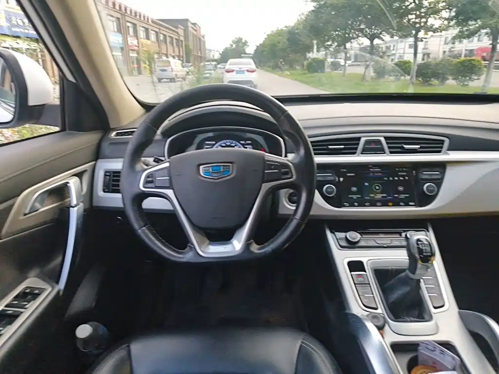 Geely Boyue — миниатюра 6