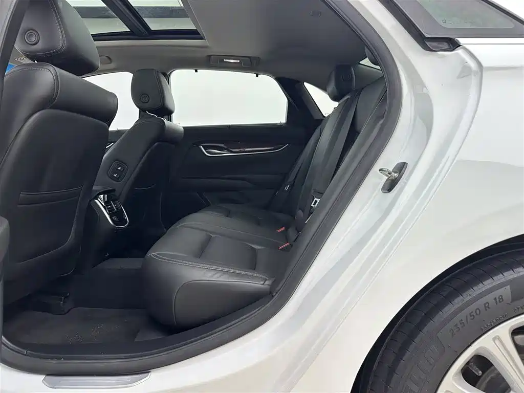 Cadillac XTS 2017 28T Luxury