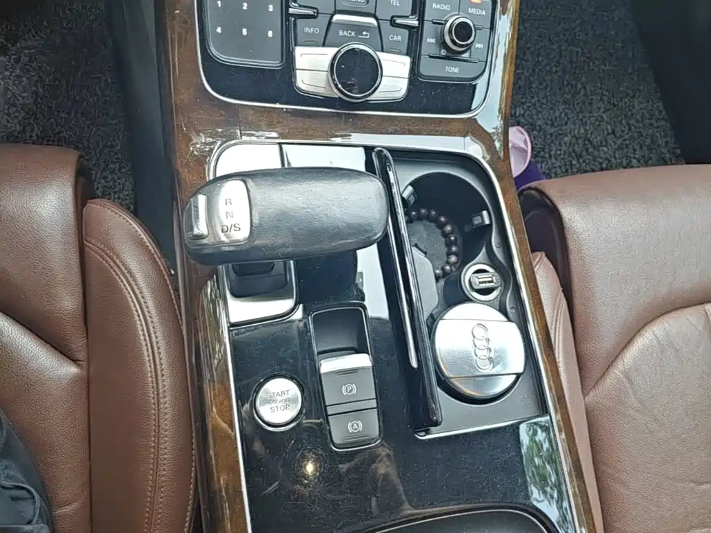 Audi A8 — миниатюра 14