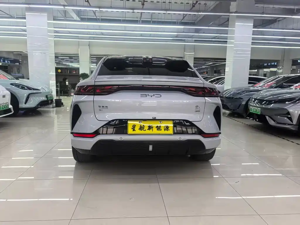 BYD SONG L EV