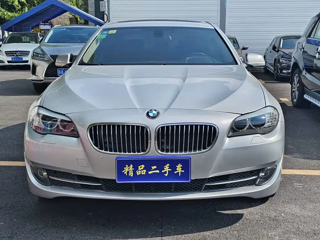 BMW 5 Series — миниатюра 2