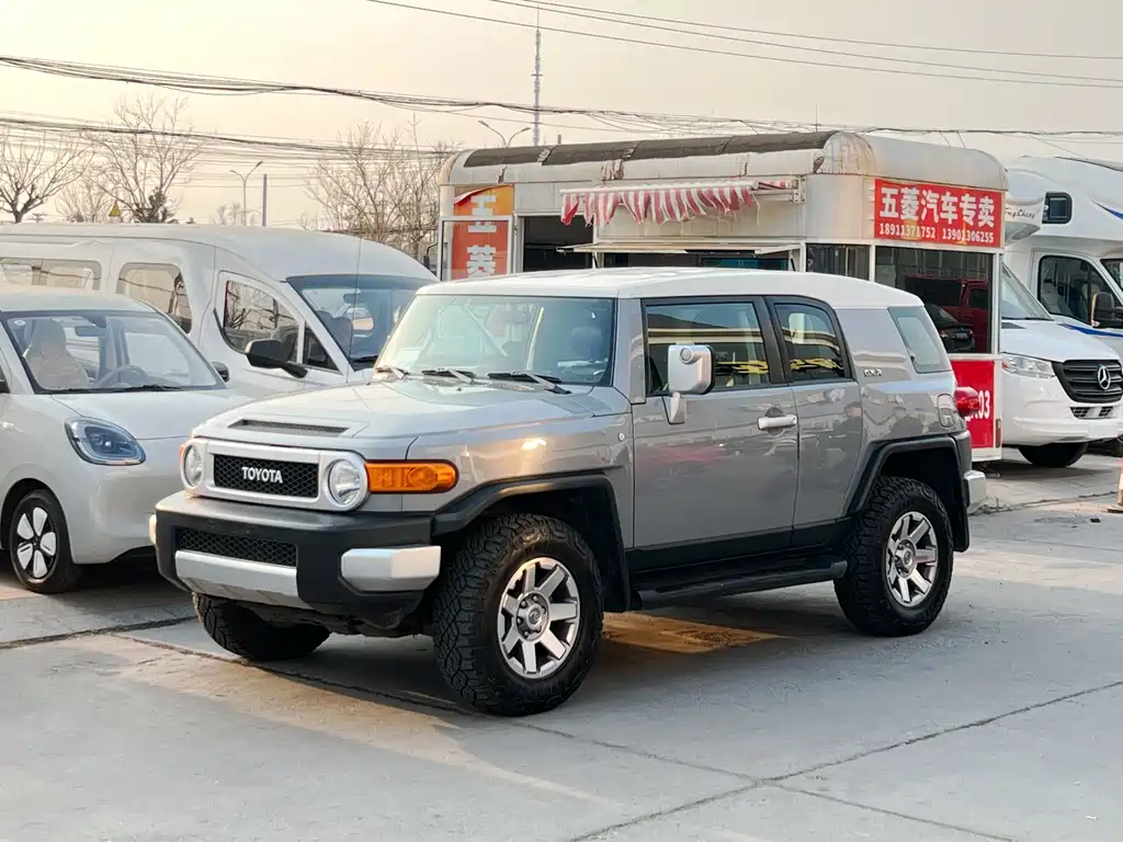 Toyota FJ Cruiser 2018