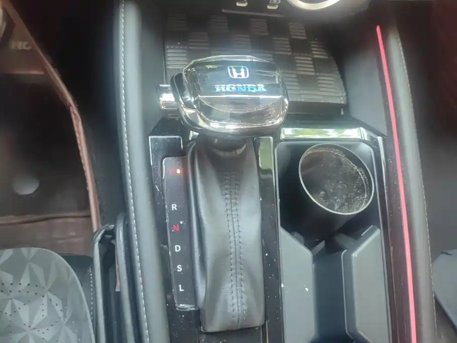 Honda Accord — миниатюра 16