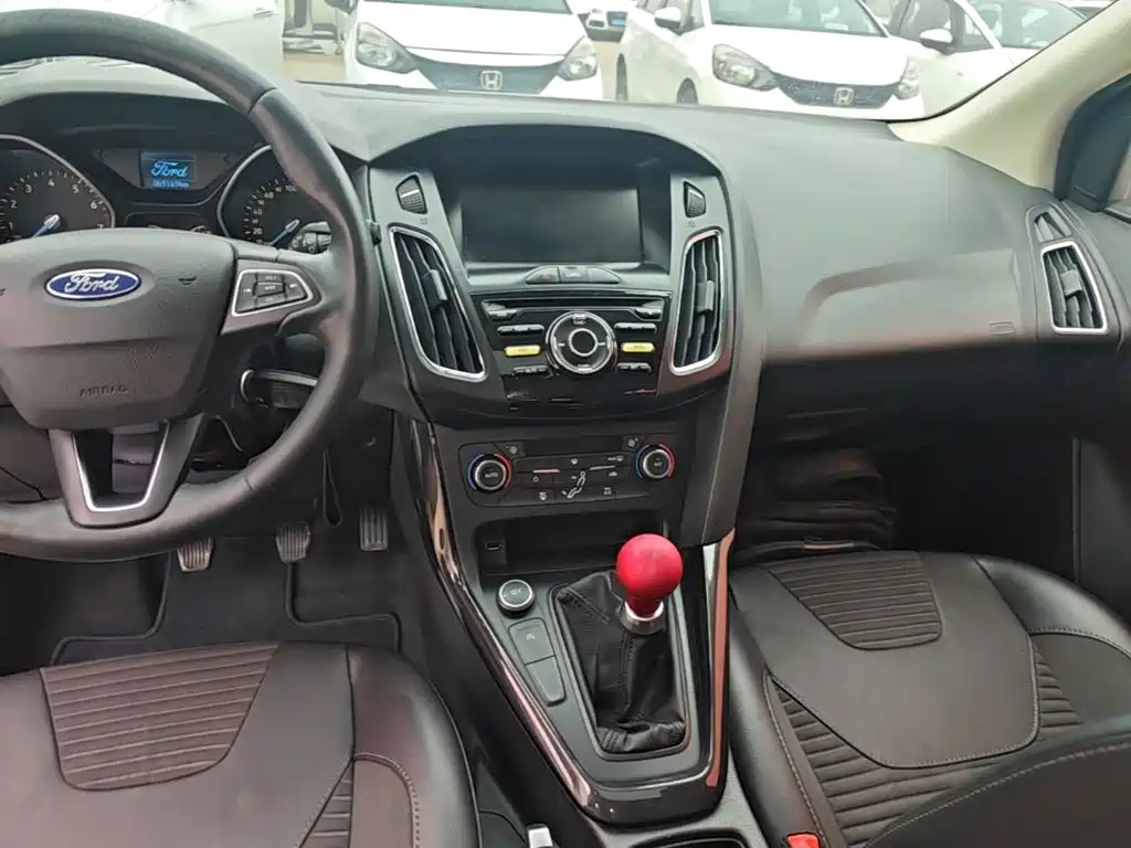 Ford Focus — миниатюра 13