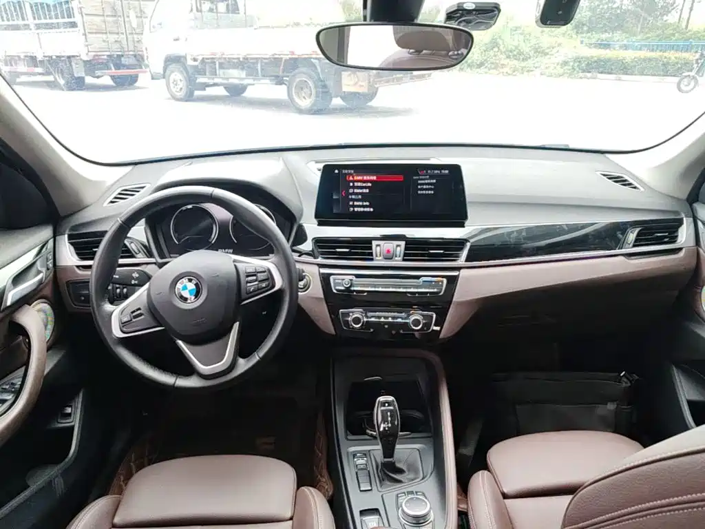 BMW X1 — миниатюра 10
