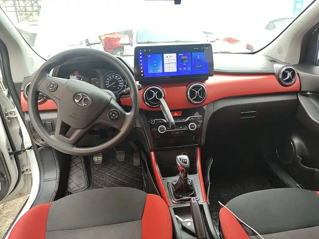 BAIC Senova X25 — миниатюра 10