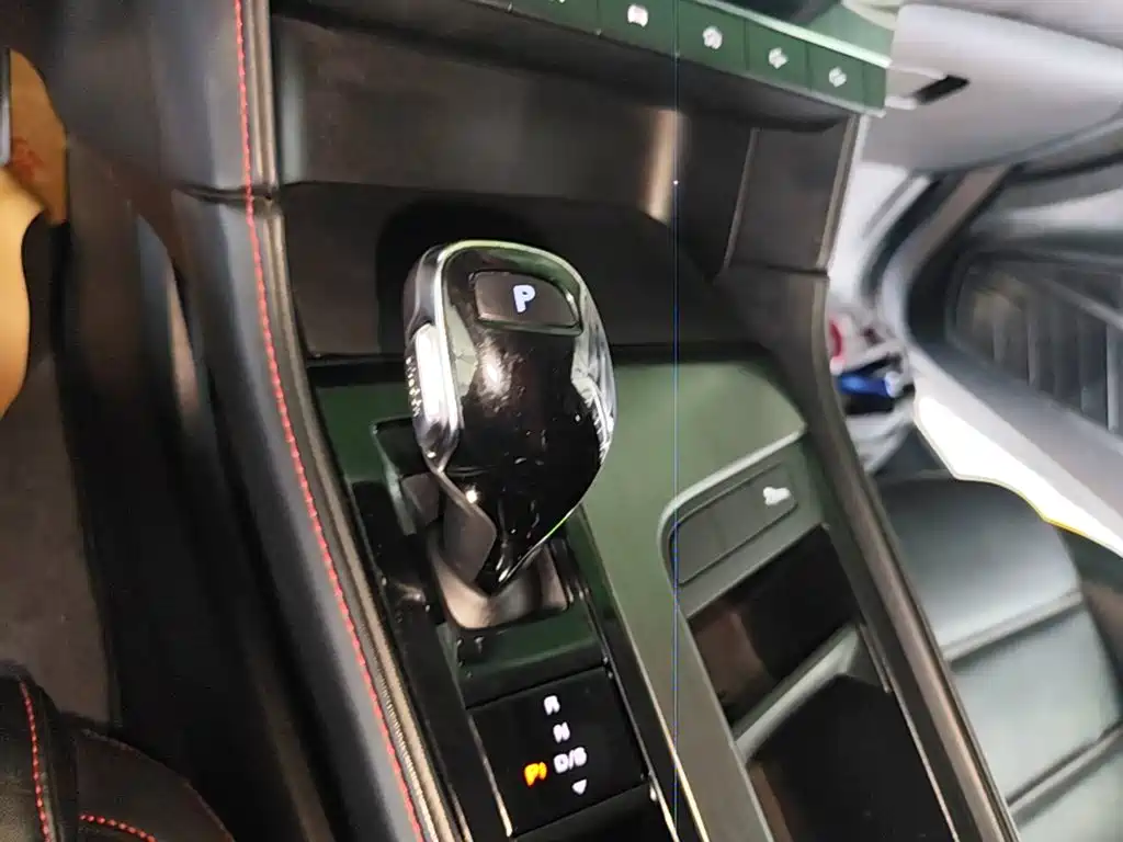 MG MG6 — миниатюра 14