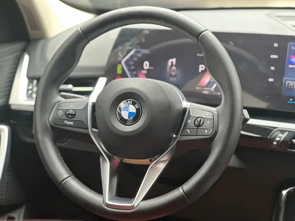 BMW X1 — миниатюра 8