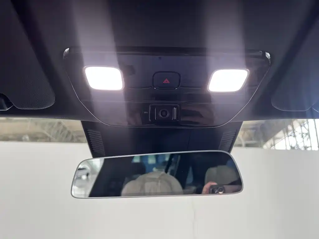 Li Auto Li L7 — миниатюра 6