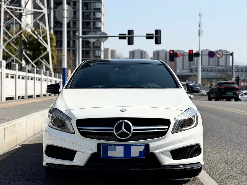 Mercedes-Benz A-Class AMG (Import) AMG A 45 4MATIC, фото 2
