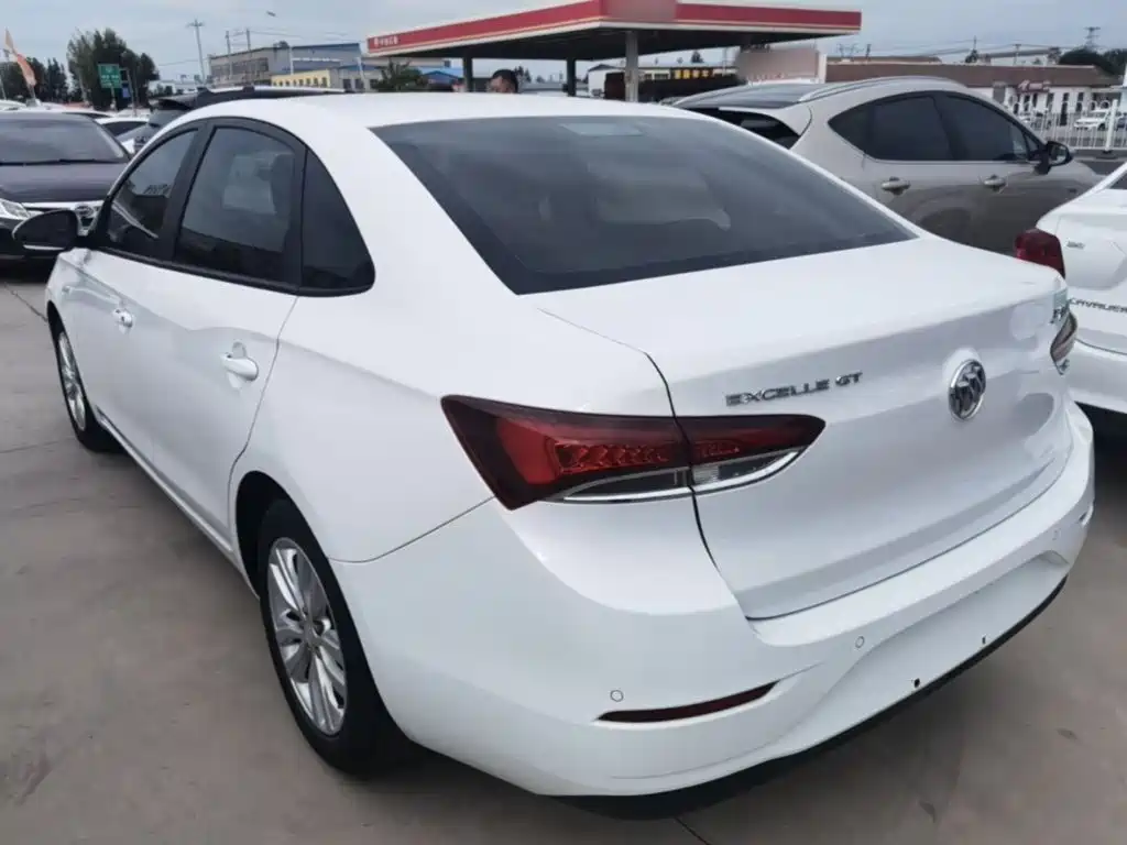 Buick Excelle — миниатюра 5