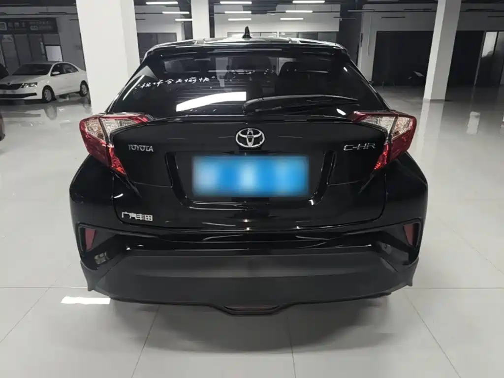 Toyota C-HR — миниатюра 6