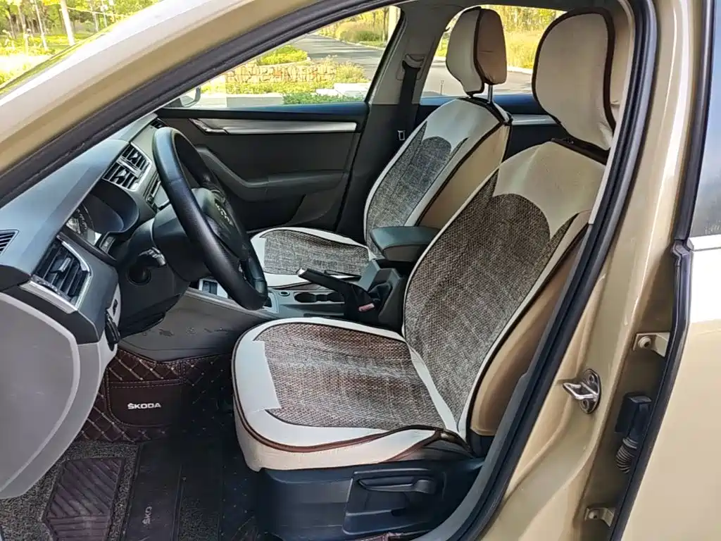 Skoda Octavia — миниатюра 15