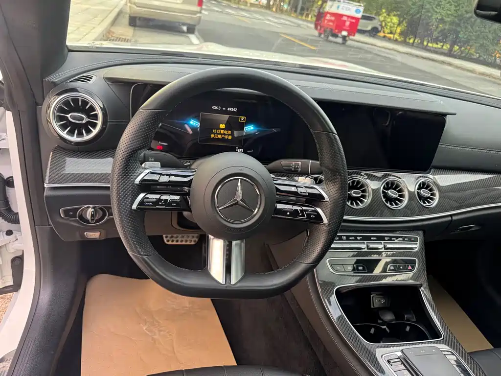 Mercedes-Benz E-Class (Import) — миниатюра 11