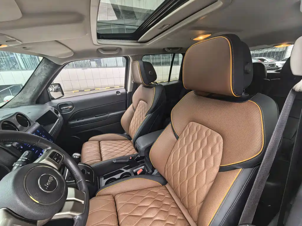 Jeep Patriot — миниатюра 7