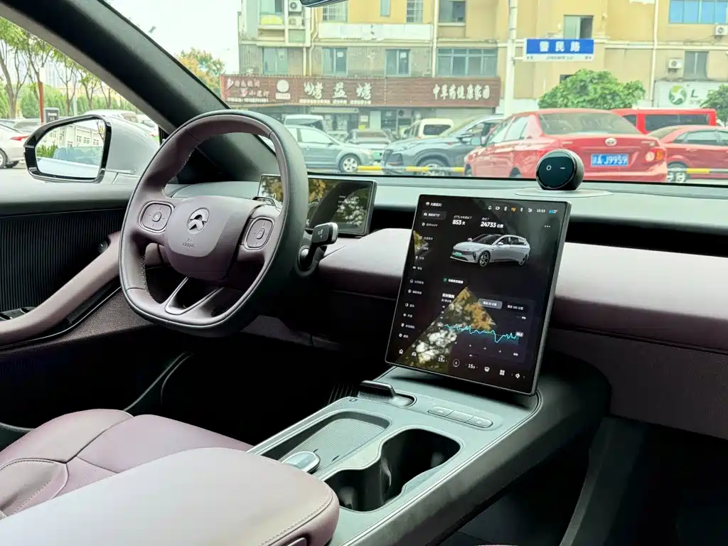 NIO ET5T — миниатюра 17