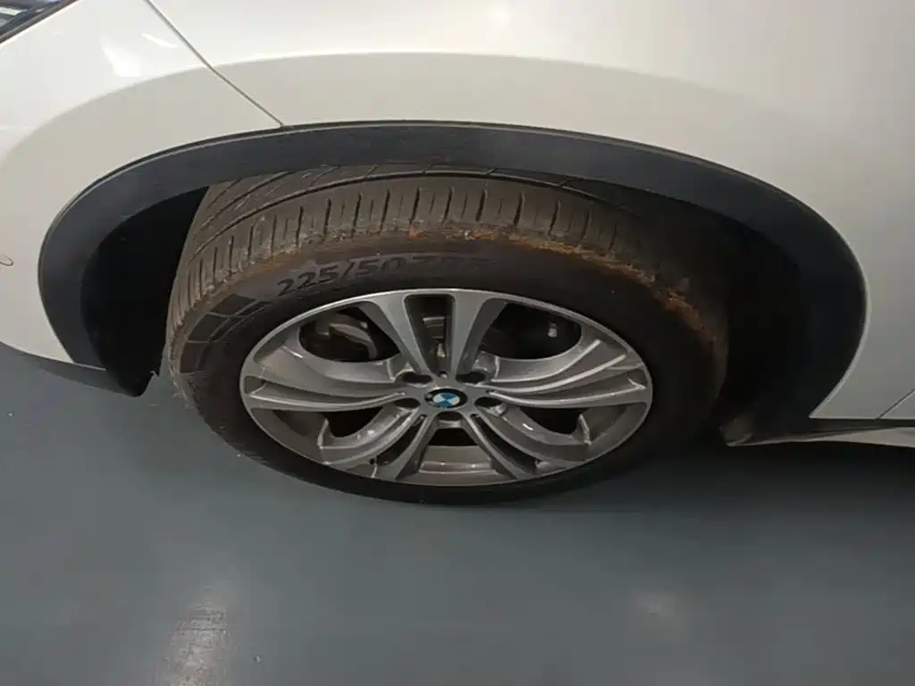 BMW X1 — миниатюра 23