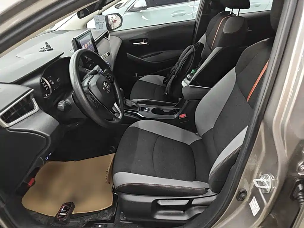 Toyota Corolla — миниатюра 15