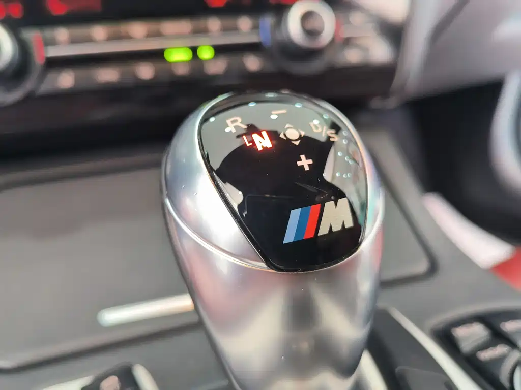 BMW M5 — миниатюра 19