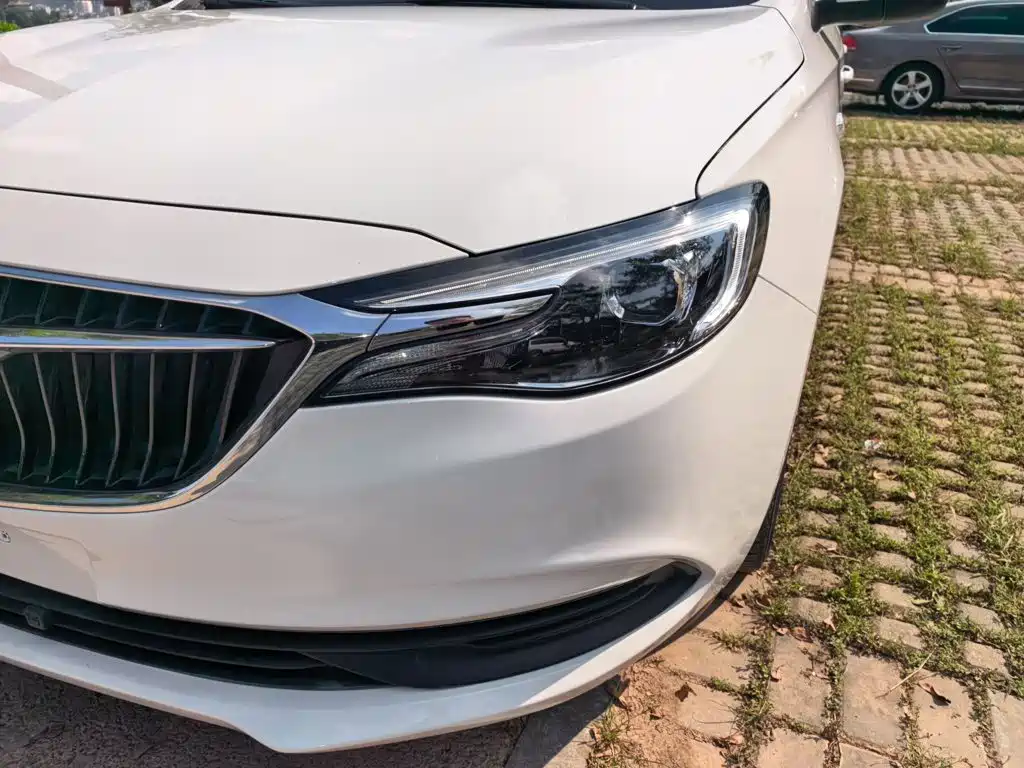 Buick Excelle — миниатюра 4