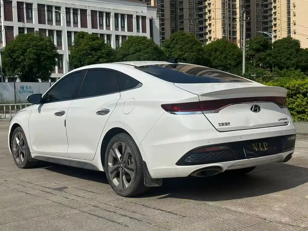 Hyundai Fista — миниатюра 7