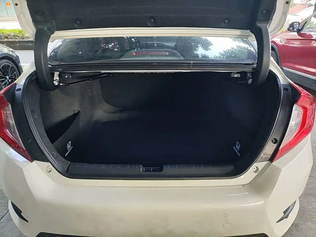 Honda Civic — миниатюра 19