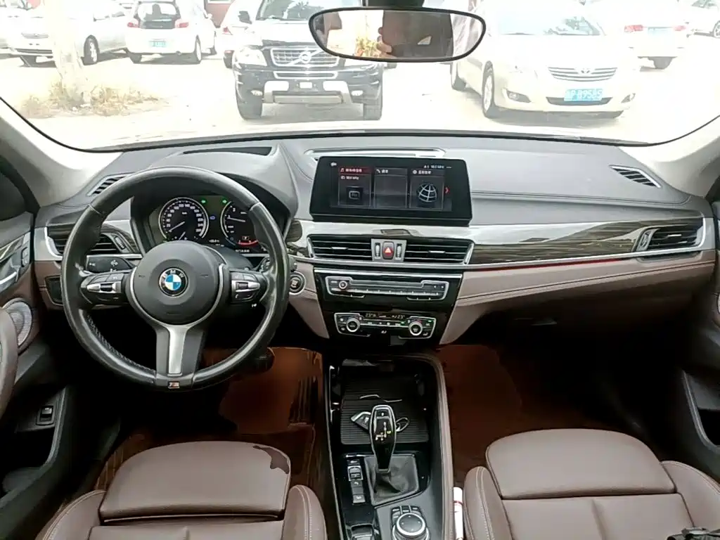 BMW X1 — миниатюра 10